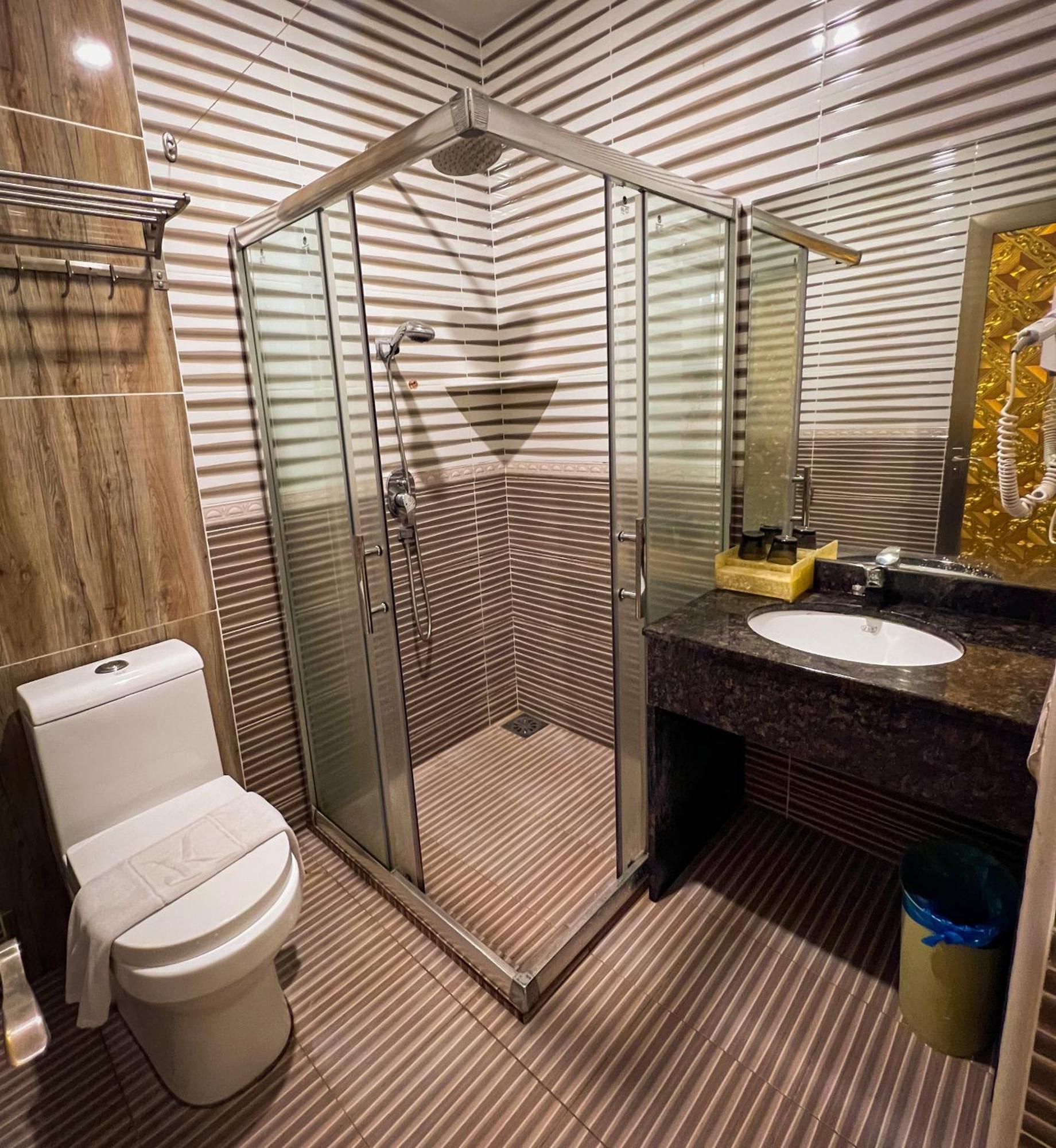 K Garden Hotel Ипох Экстерьер фото