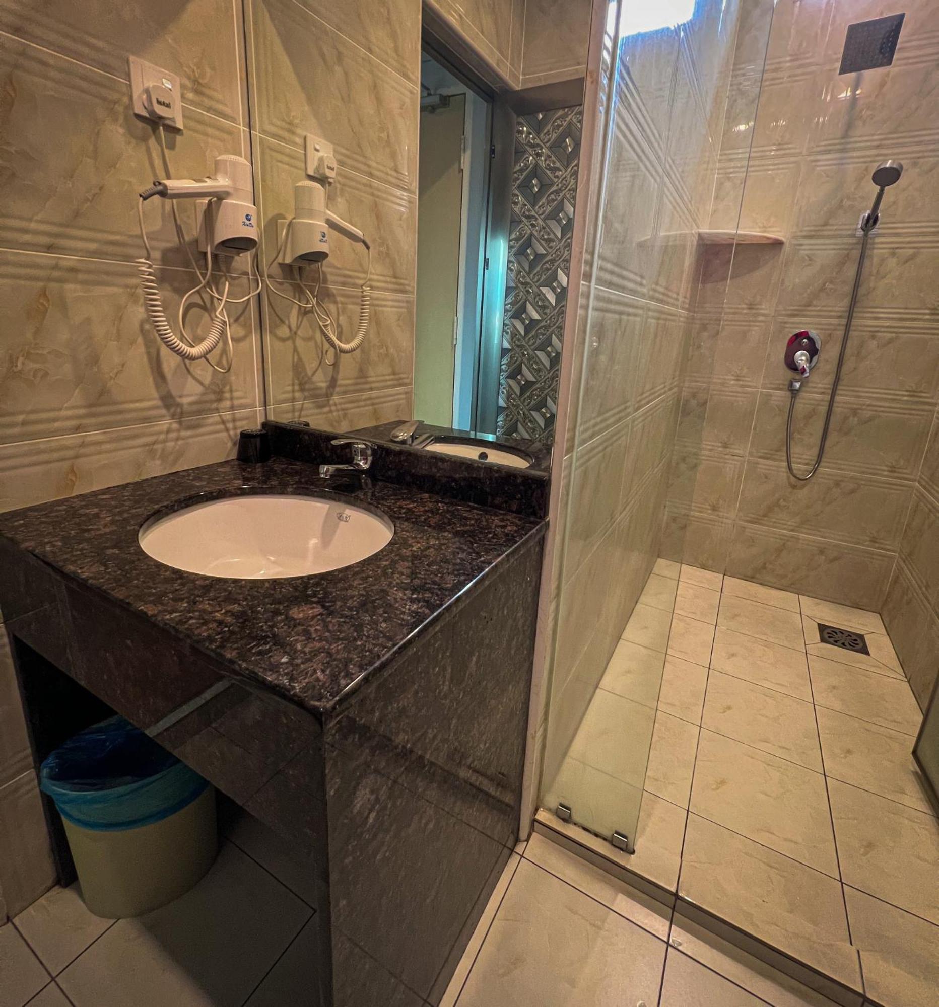 K Garden Hotel Ипох Экстерьер фото