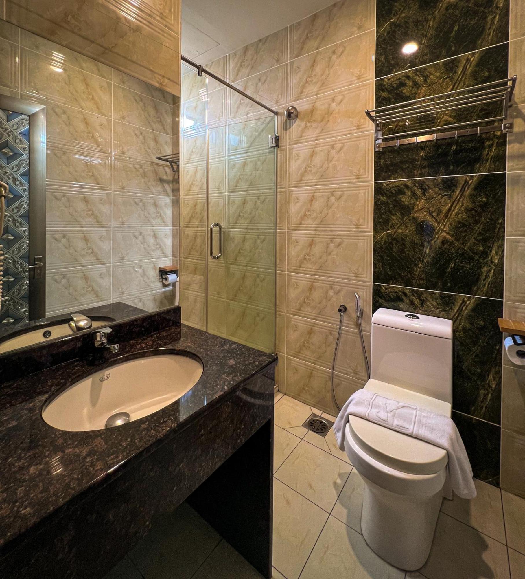 K Garden Hotel Ипох Экстерьер фото